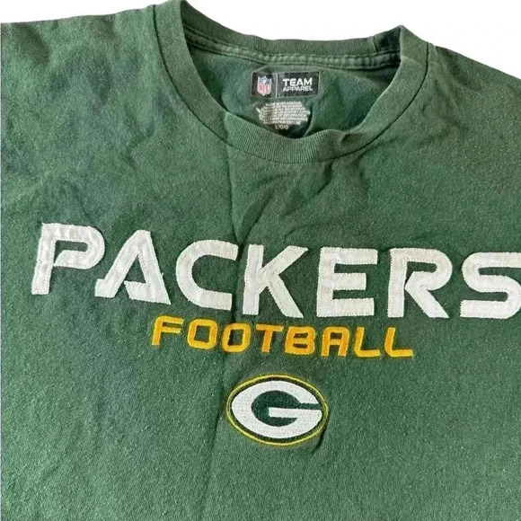 NFL Team Apparel Men's Green Bay Packers Embroidered T-Shirt Large Green Logo - Picture 3 of 8